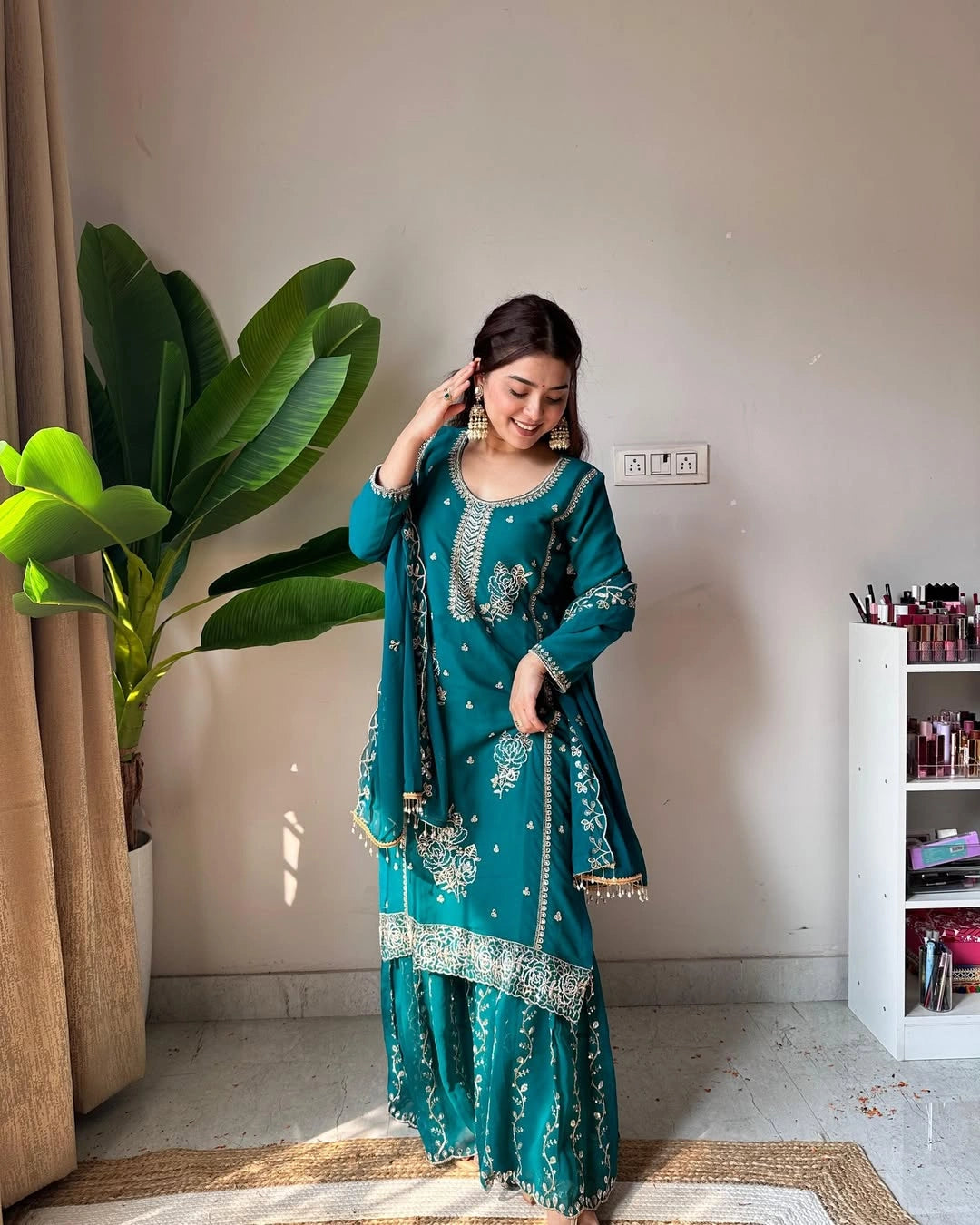 GHARARA PAIR FROM LOOMEERA